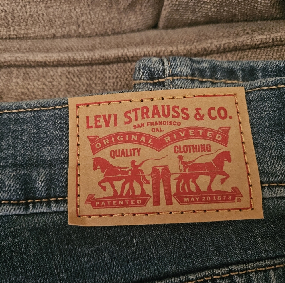 Levi's 31 X 30 Jeans! 👖 Shaping!
